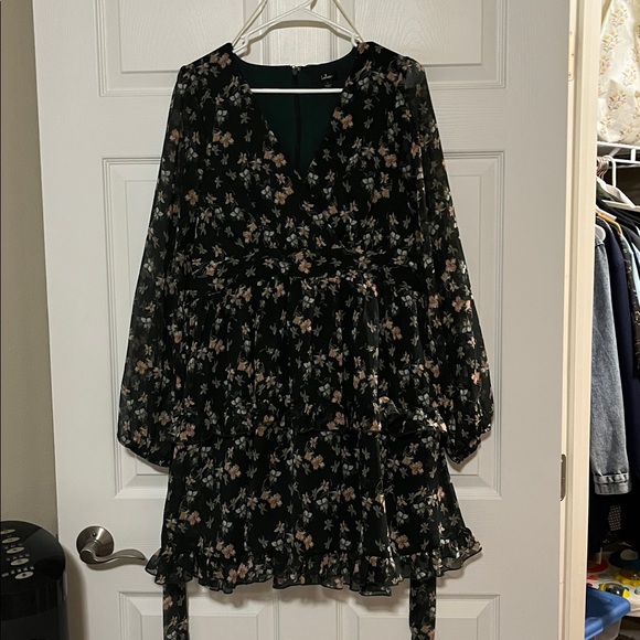 Lulu's Floral Green Midi Dress - Picture 11 of 12